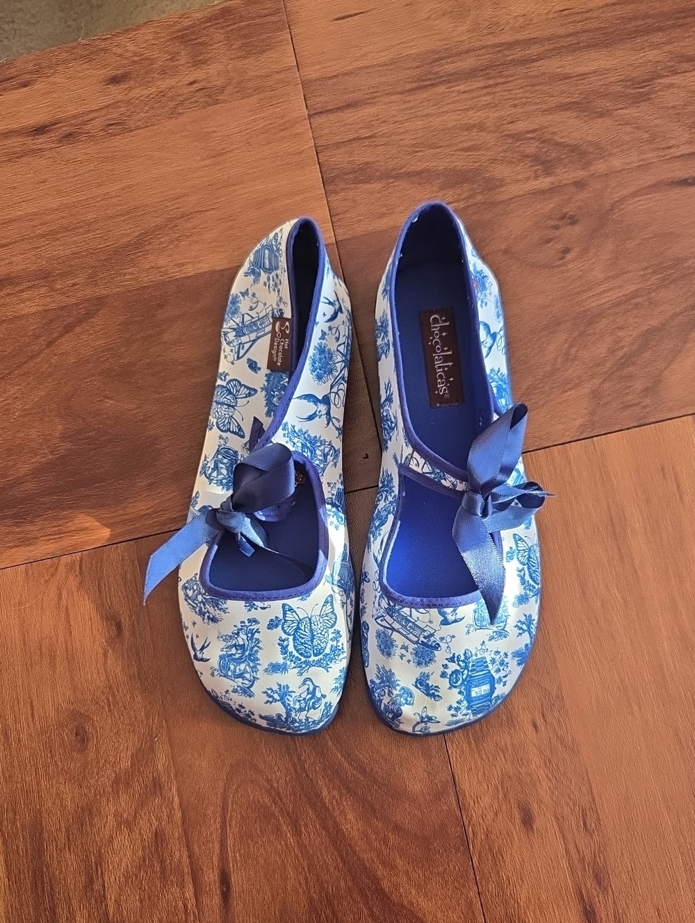 Hot Chocolate Design Blue Toile Mary Jane Flats with Ribbon Tie Women's Sz 8/38
